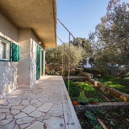 Apartment Srecko Vinišće Eksteriør billede