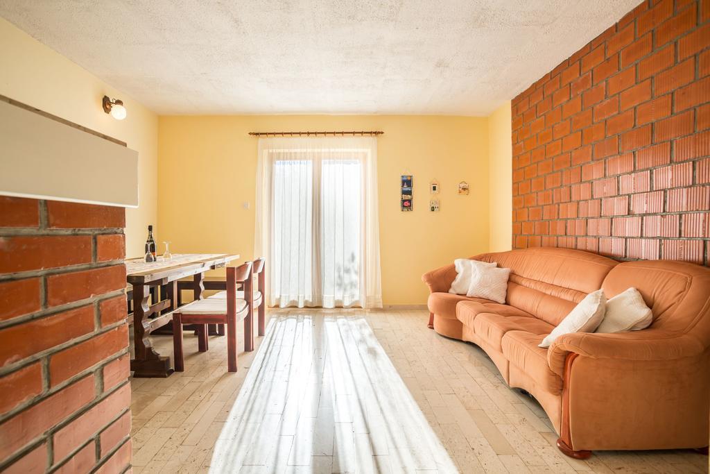 Apartment Srecko Vinišće Eksteriør billede