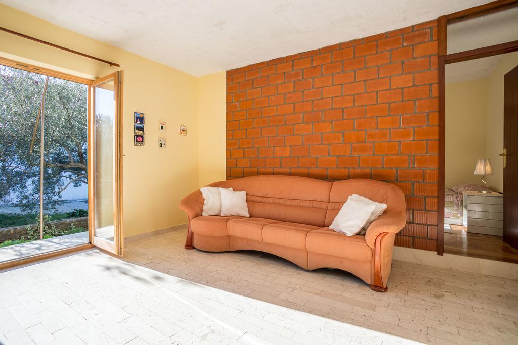 Apartment Srecko Vinišće Eksteriør billede