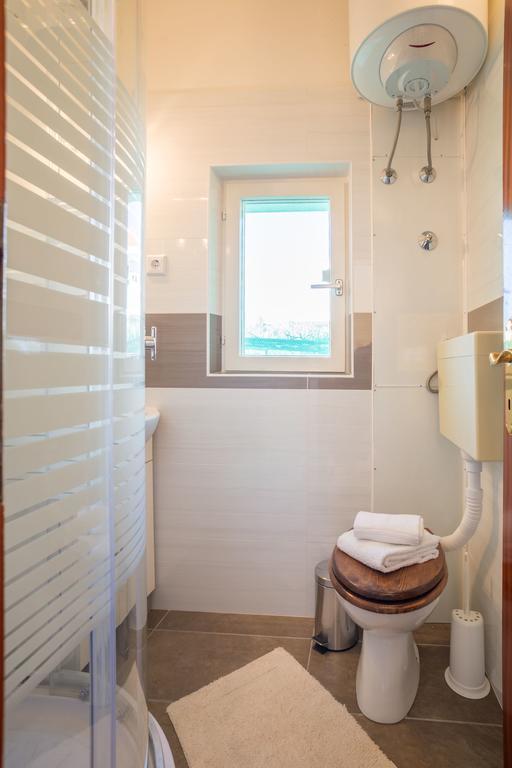 Apartment Srecko Vinišće Eksteriør billede